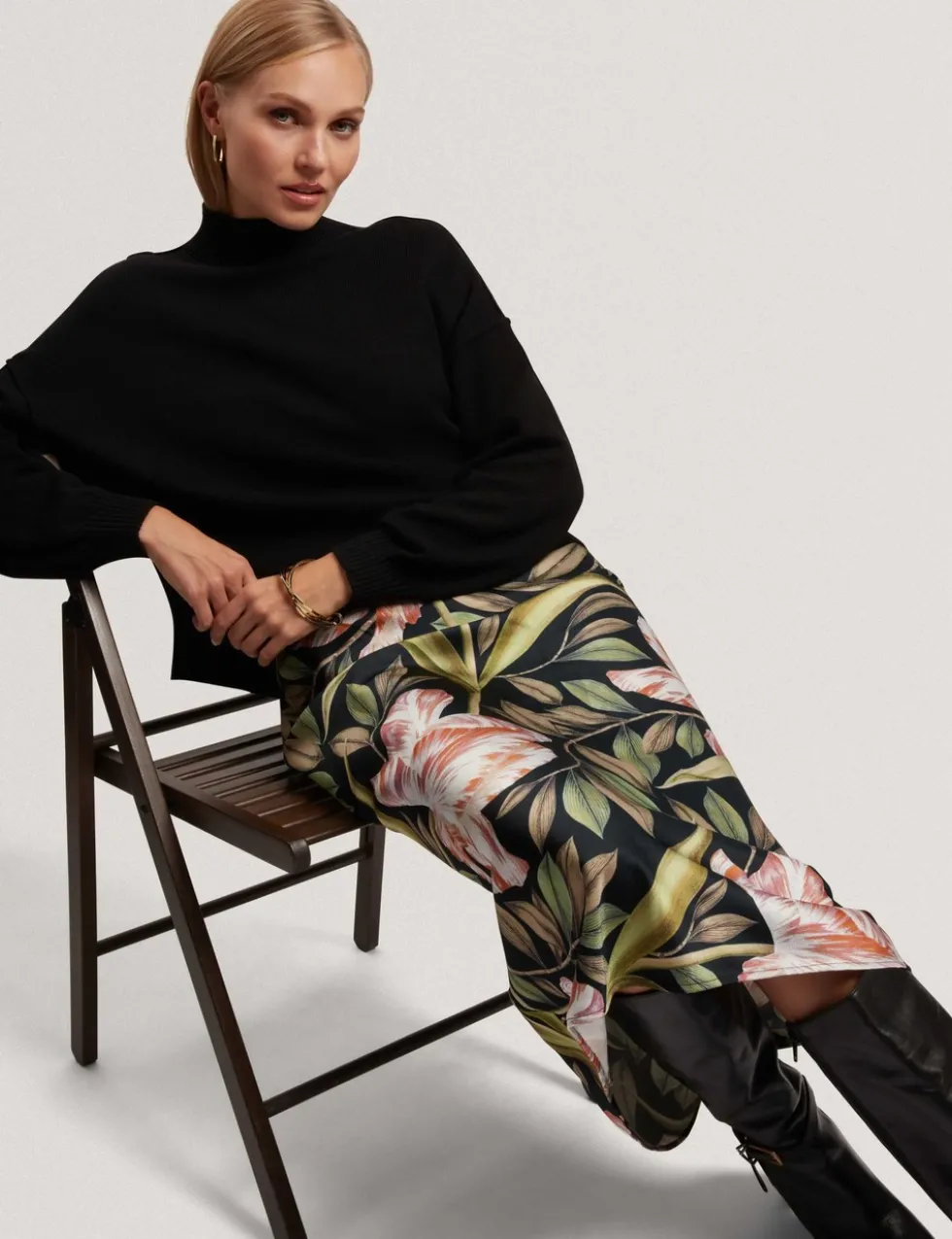 2 in 1 Jumper With Floral Print Slip Dress