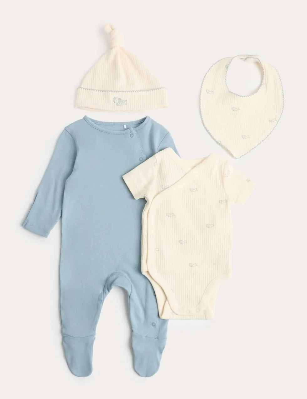4 Piece Cotton Rich Puppy Print Starter Set (7lbs-9 Mths)