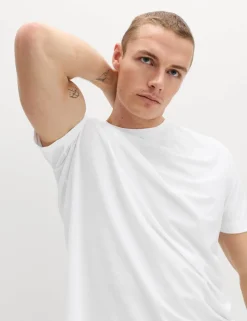 Activewear Jacquard Mesh Stripe T-Shirt