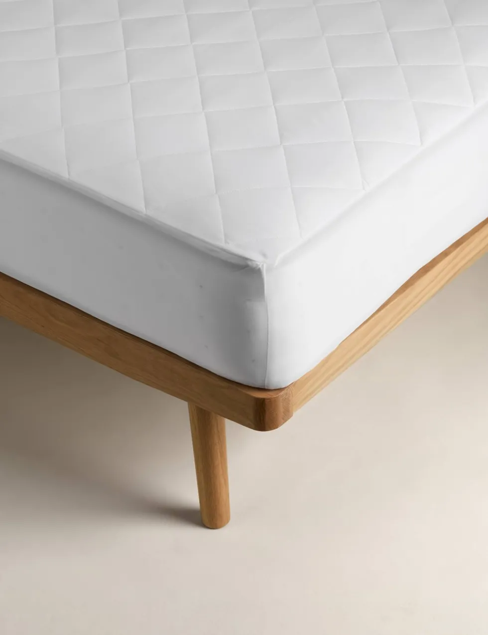 Advanced Allergy Protection Mattress Protector