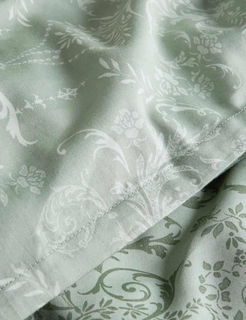 Aida-Alouette Damask Sateen Bedding Set