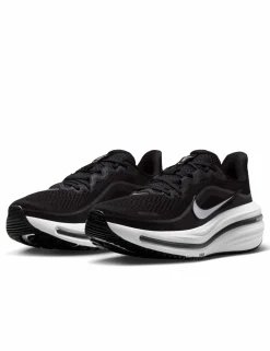 Air Winflo 12 Running Trainers