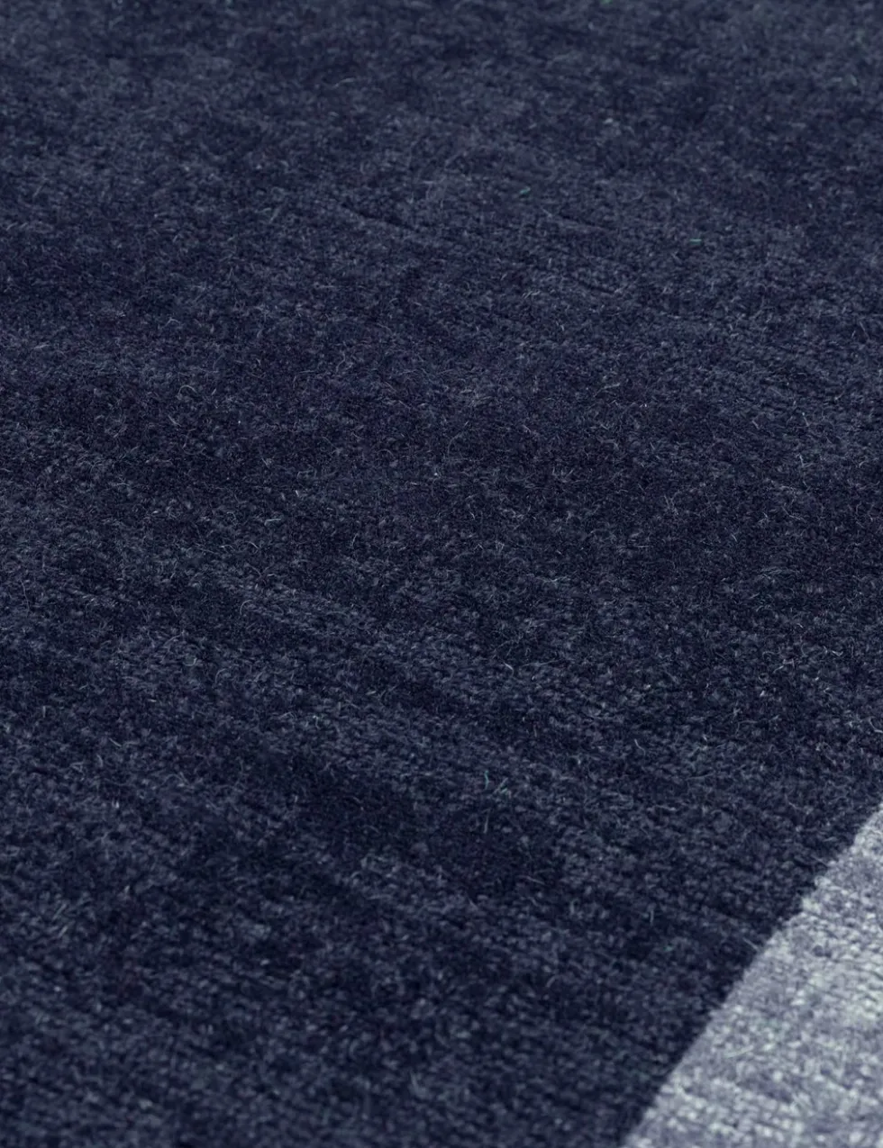 Albi Rug