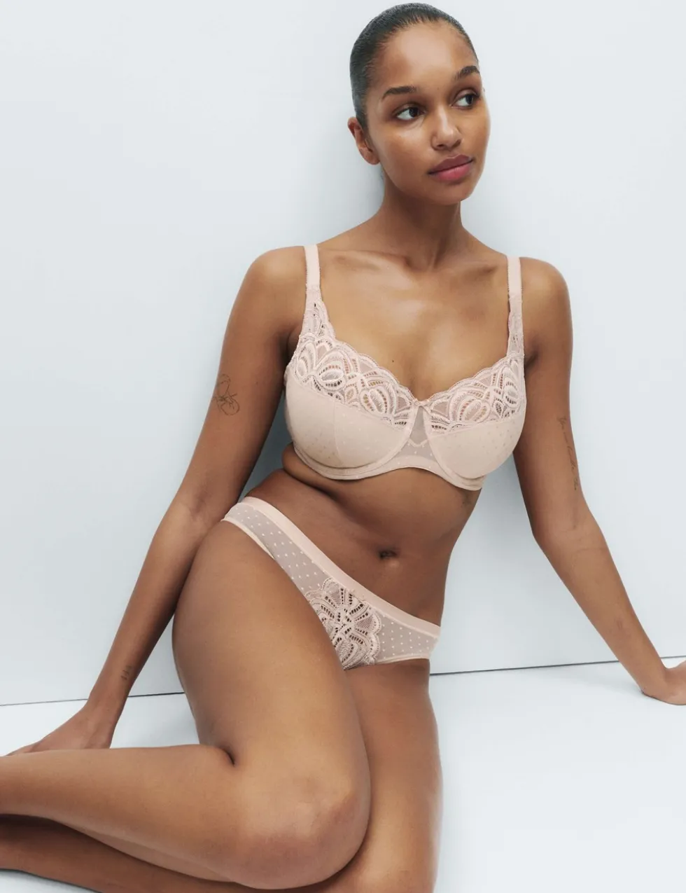 Amelia Lace Wired Full Cup Bra (F-J)