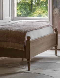 Artisan Bed