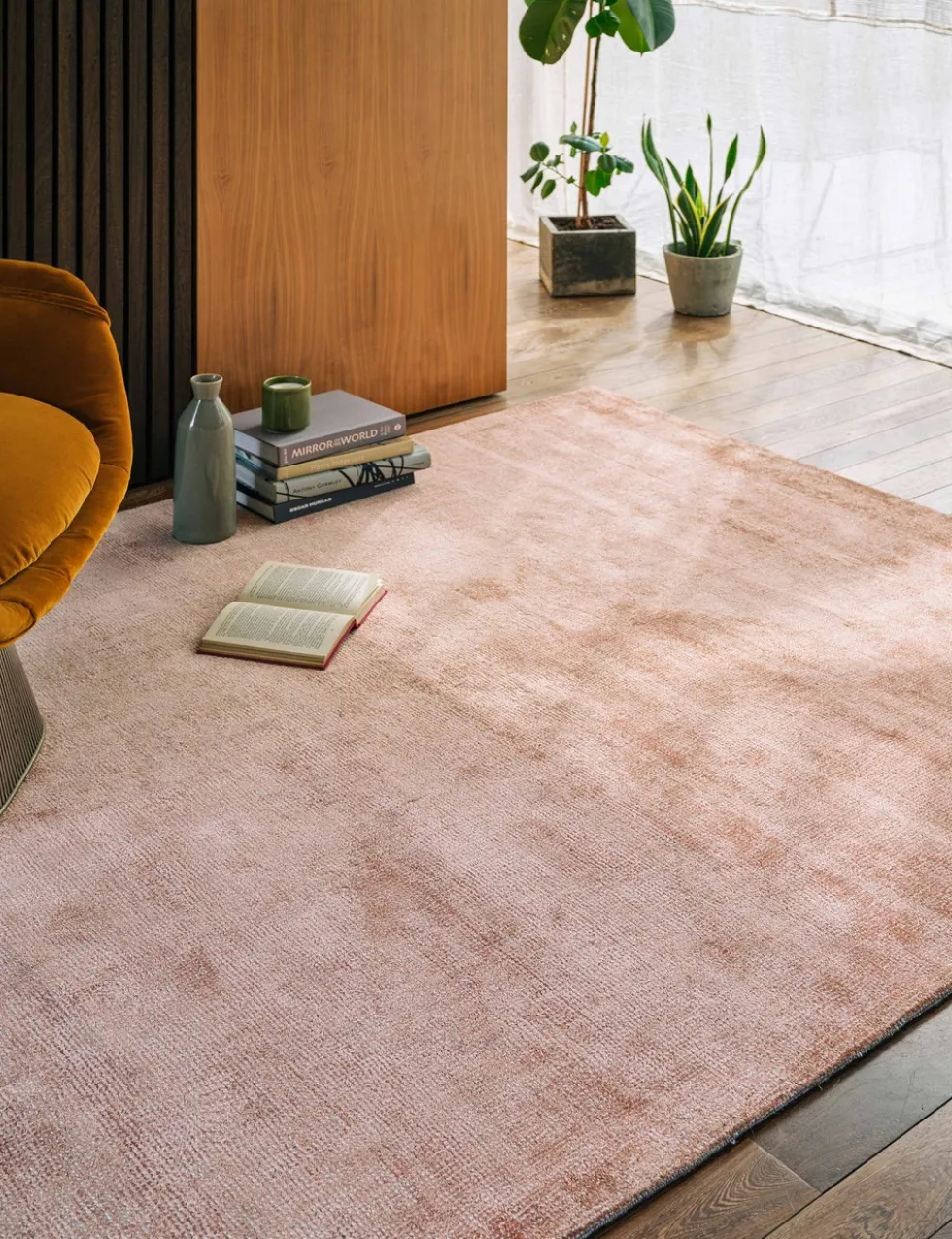 Aston Rug