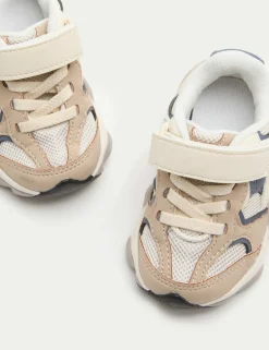 Baby Chunky Riptape Trainers (3 Small - 4 Small)