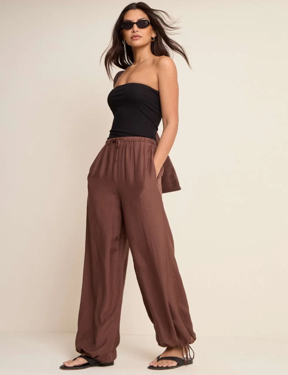 Balloon Cuffed Relaxed Trousers with Linen
