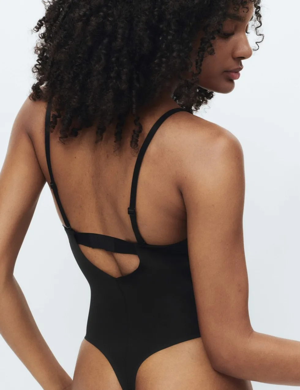 Body Invisibles™ Plunge Shaping Body (A-DD)