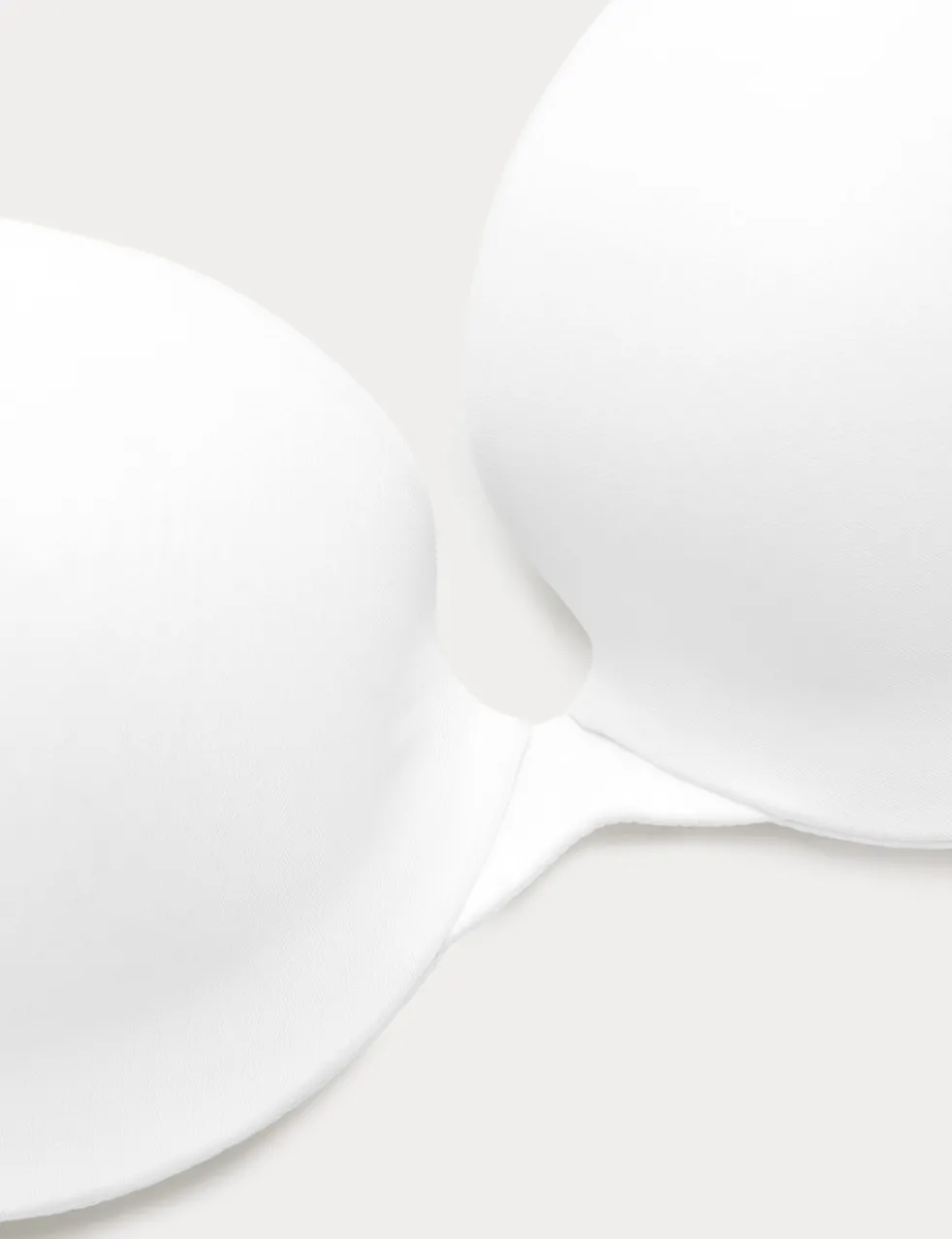 Body Invisibles™ Wired Plunge Bra (A-E)