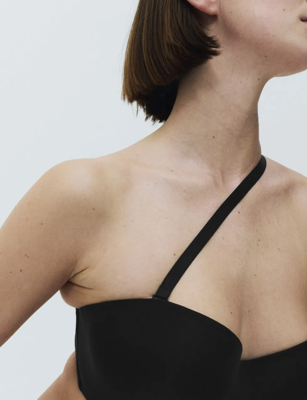 Body Invisibles™ Wired Strapless Bra (F-H)