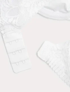 Body Soft™ Wired Plunge Bra (A-E)