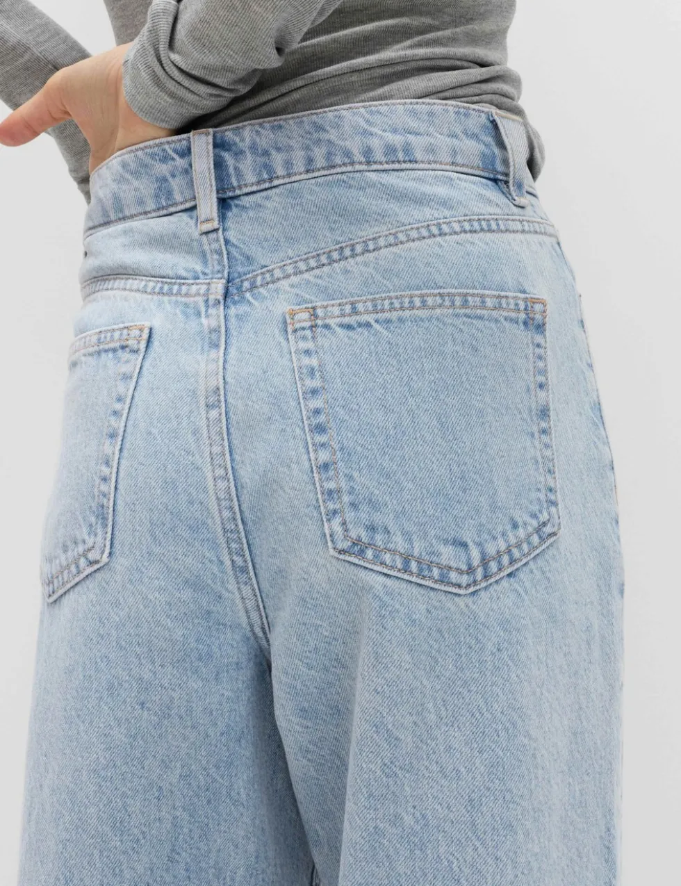 Boyfriend Mid Rise Ankle Grazer Jeans