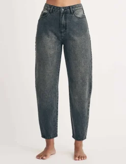 Boyfriend Mid Rise Barrel Jeans