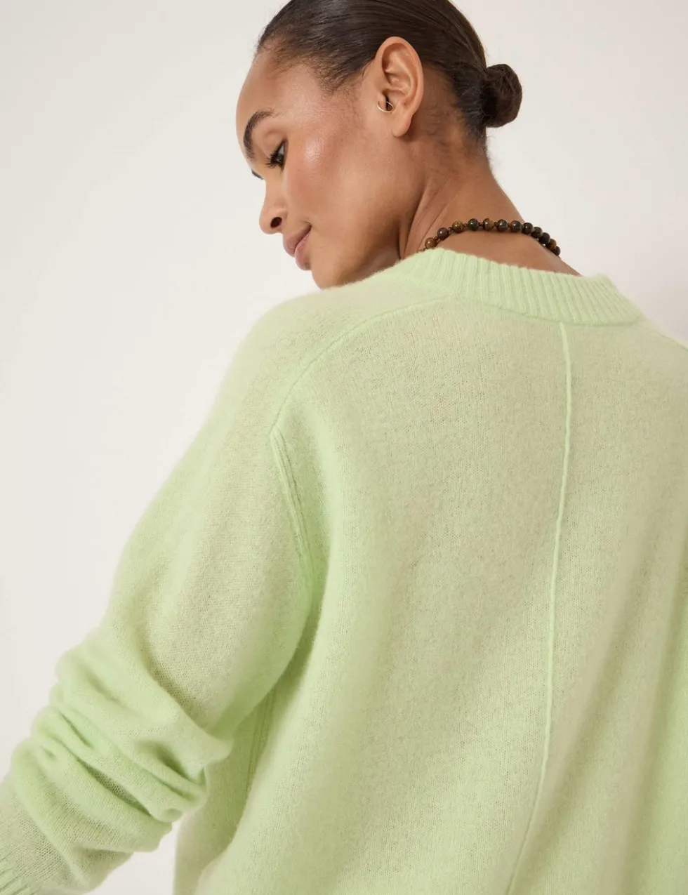 Cashmere Rich V-Neck Jumper