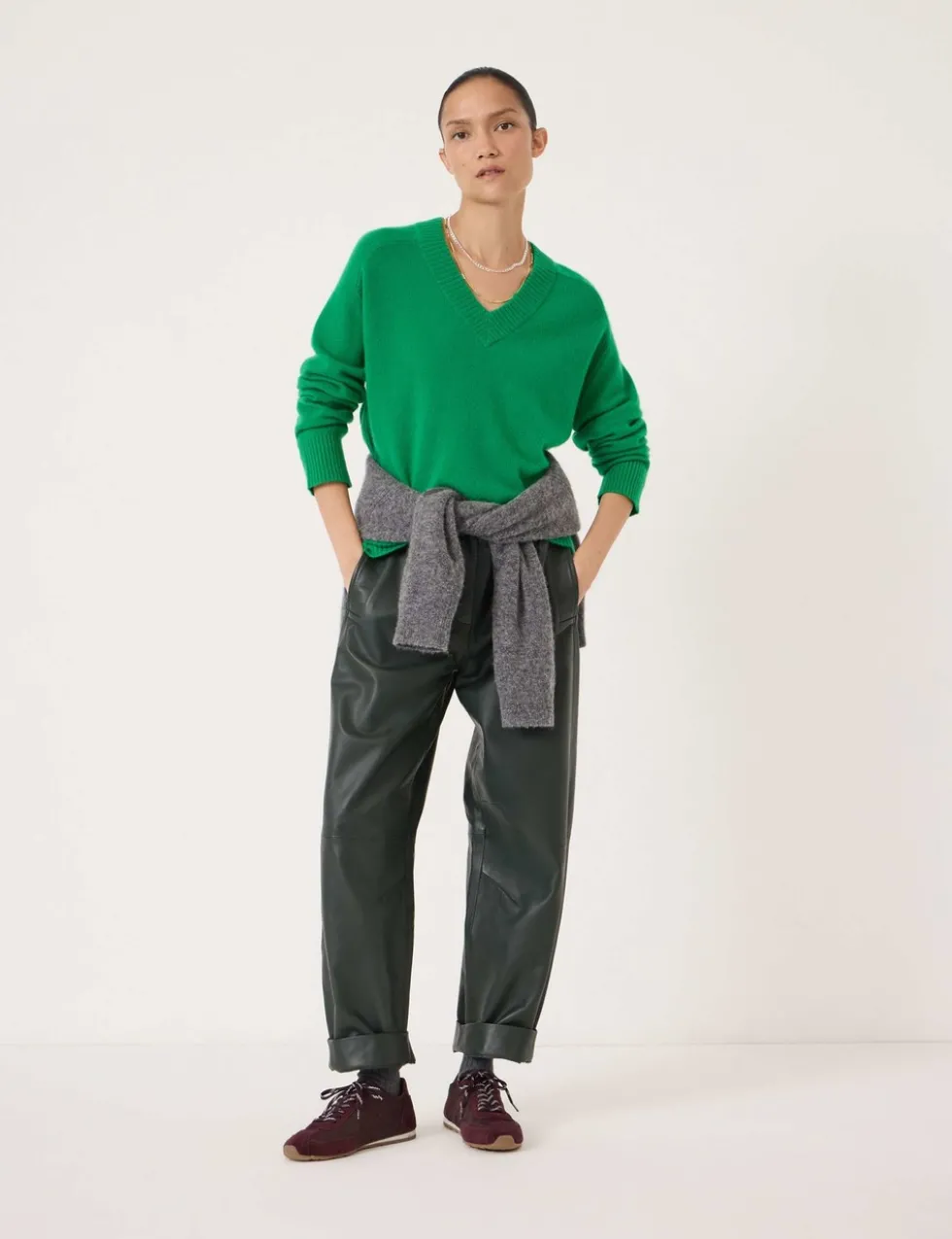 Cashmere Rich V-Neck Jumper