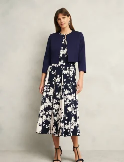 Collarless Cropped Jacket