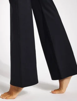 Compressive Flare Leggings