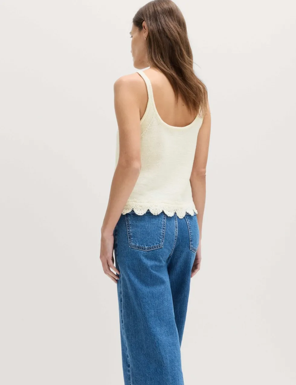 Cotton Blend Lace Detail Cropped Knitted Vest