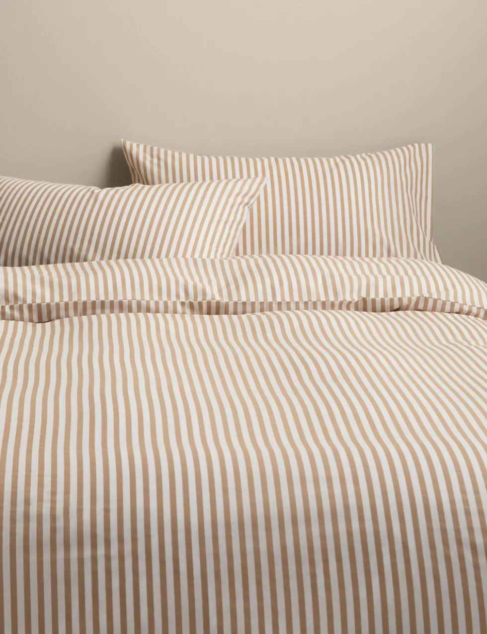 Cotton Blend Simple Stripe Bedding Set