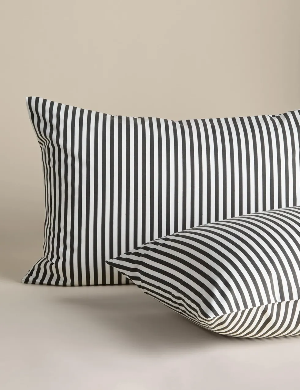Cotton Blend Striped Bedding Set