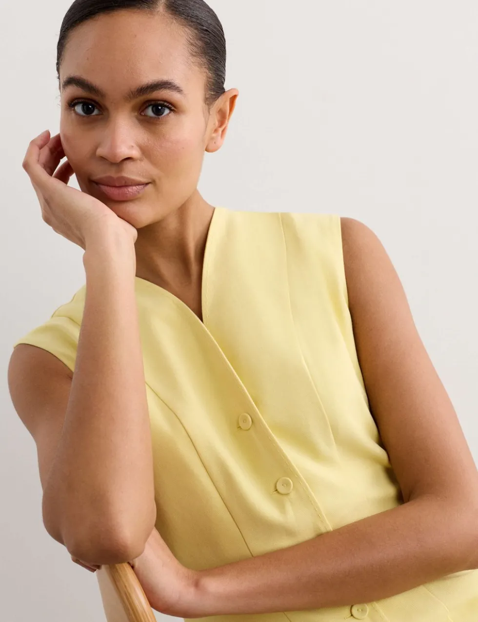 Cotton Blend V-Neck Knee Length Shift Dress