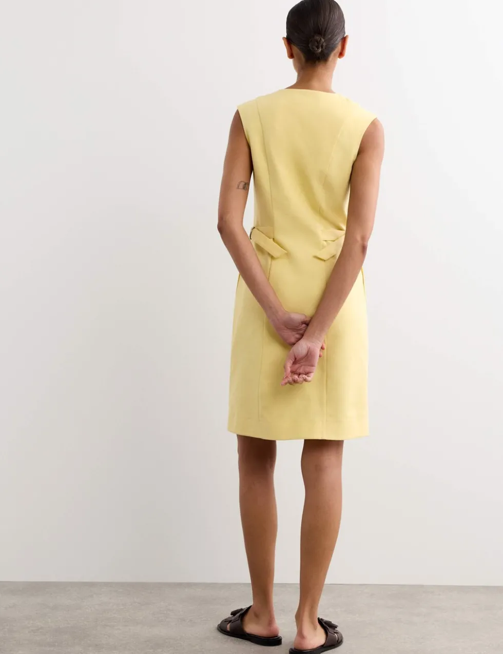 Cotton Blend V-Neck Knee Length Shift Dress