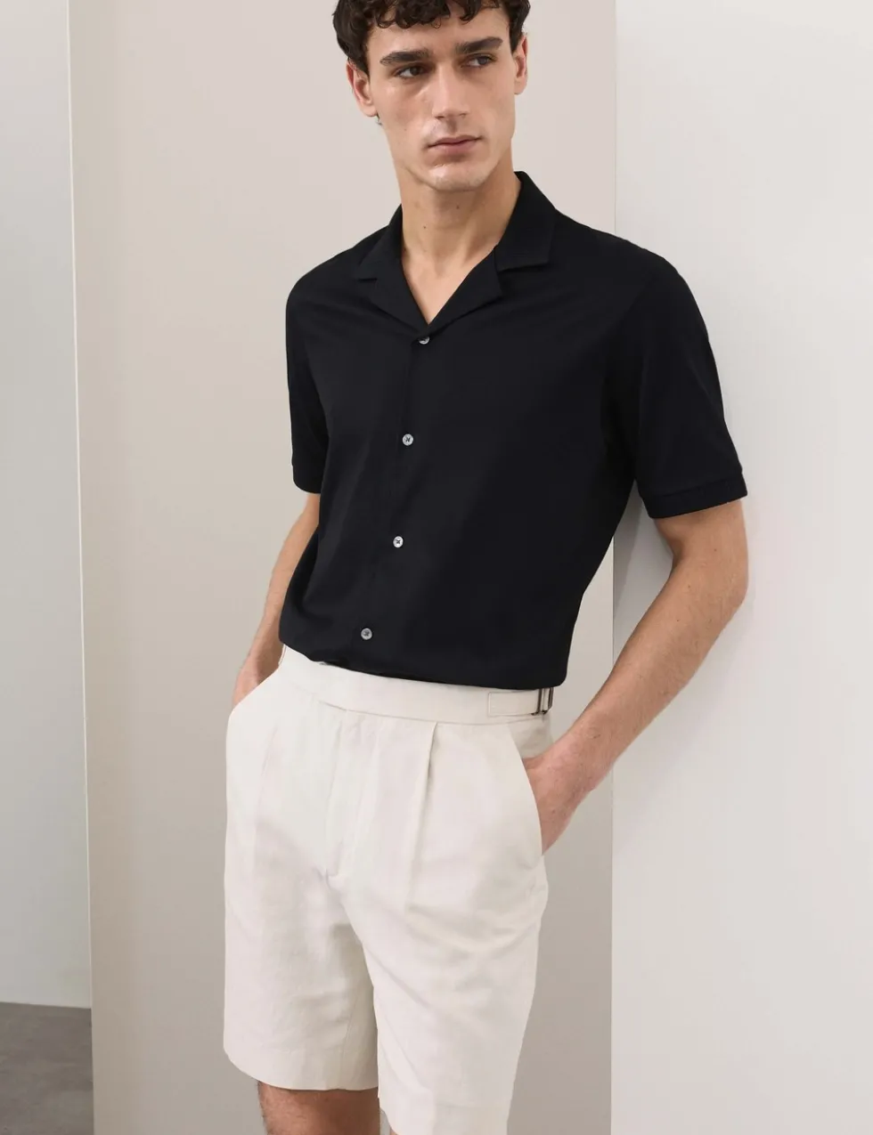 Cotton Linen Blend Pleat Front Shorts