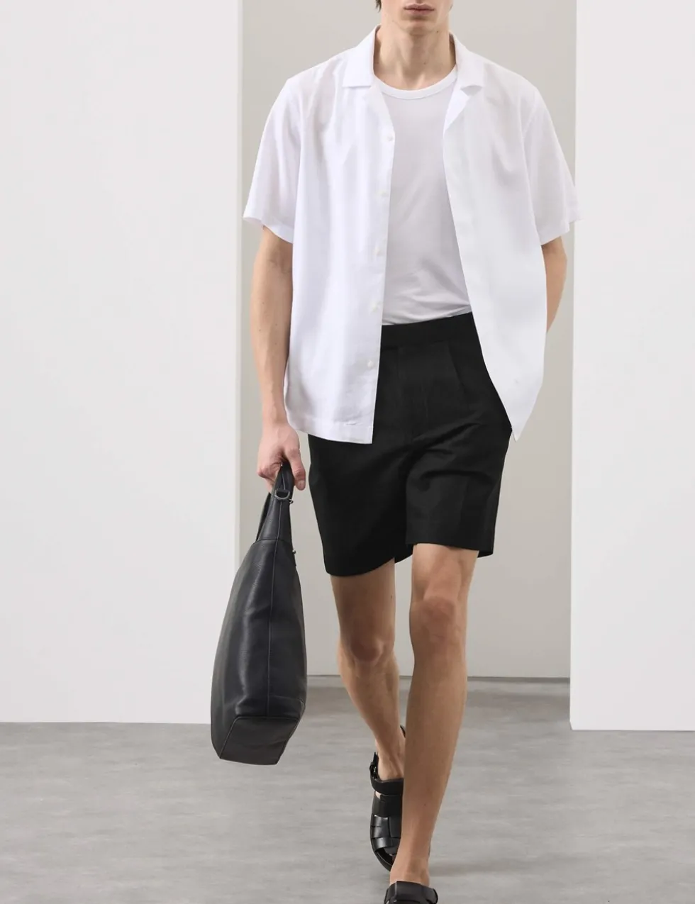 Cotton Linen Blend Pleat Front Shorts