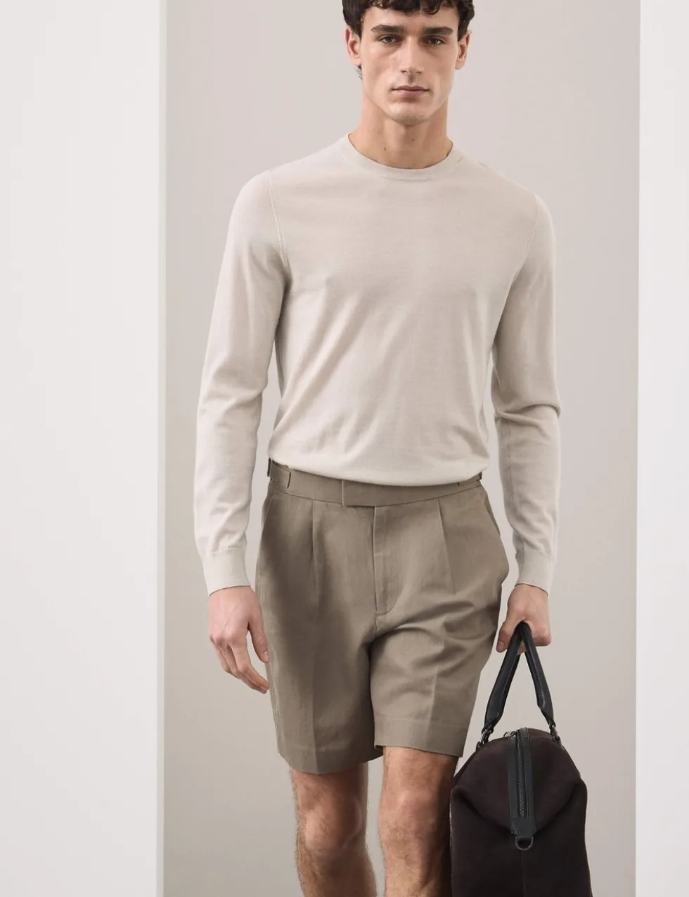 Cotton Linen Blend Pleat Front Shorts
