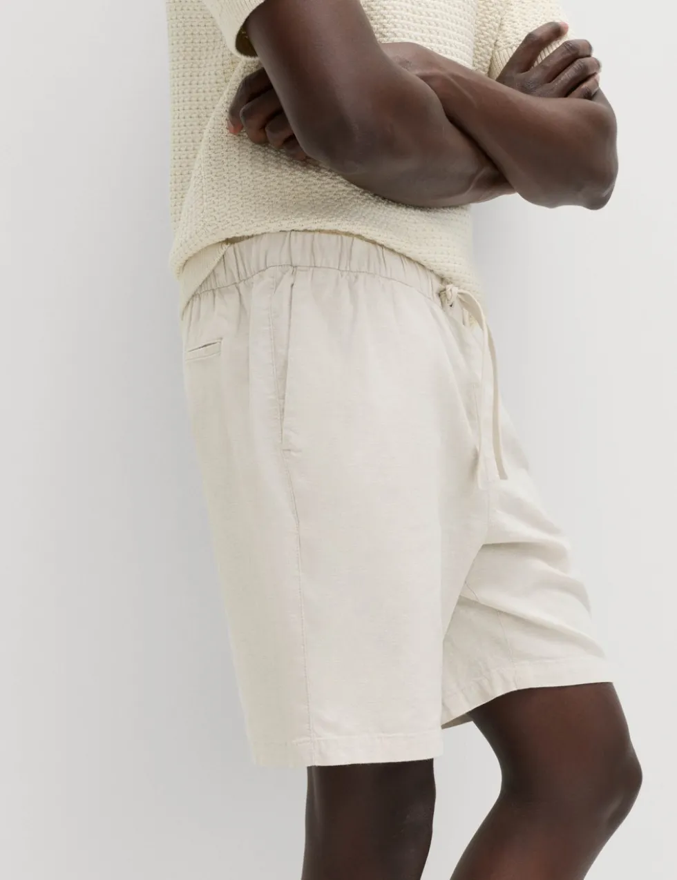 Cotton Linen Blend Stretch Shorts
