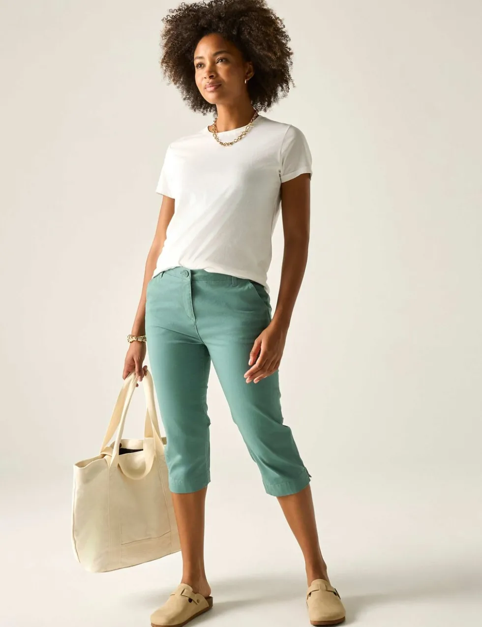 Cotton Rich Bayletta Capri Shorts