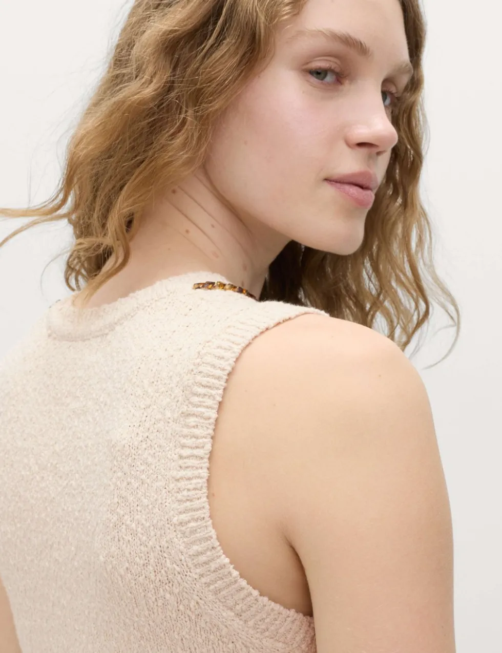 Cotton Rich Chain Trim Knitted Vest
