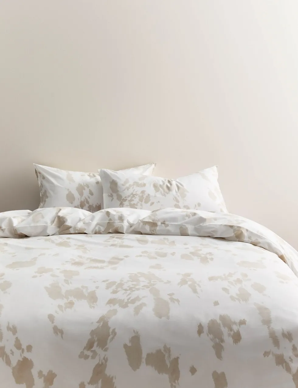 Cotton Rich Cow Print Bedding Set