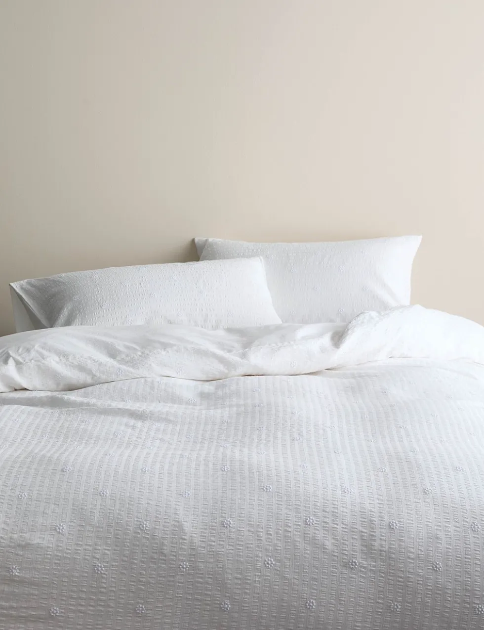 Cotton Rich Embroidered Seersucker Bedding Set