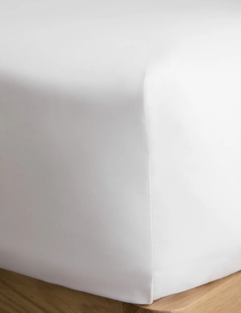 Cotton Rich Extra Deep Fitted Sheet