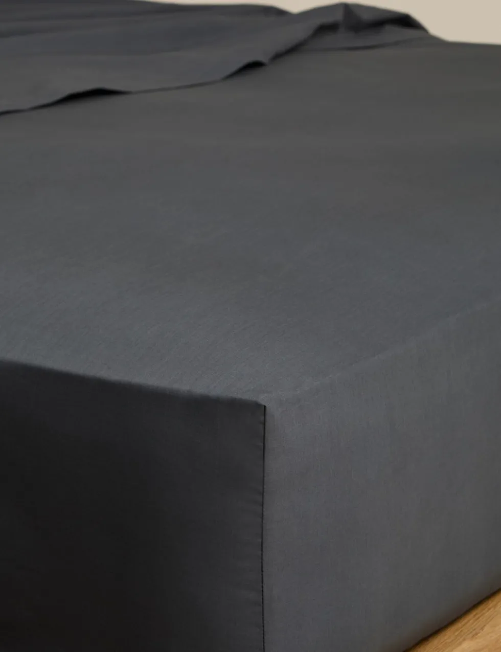 Cotton Rich Extra Deep Fitted Sheet