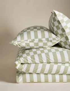 Cotton Rich Geometric Bedding Set