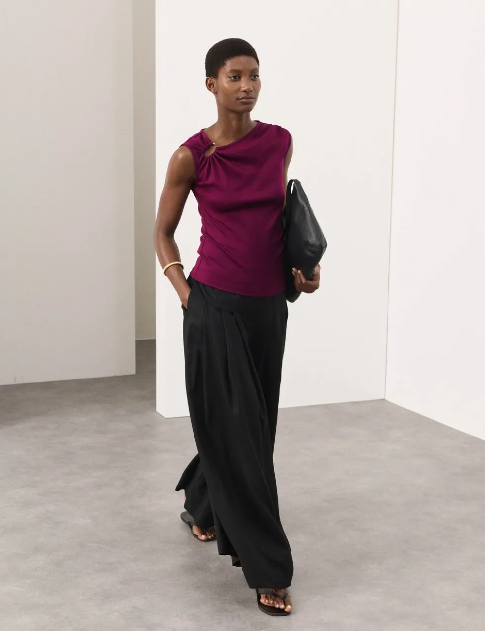 Cotton Rich Ruched Hardware Detail Top