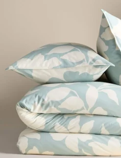 Cotton Rich Silhouette Floral Bedding Set