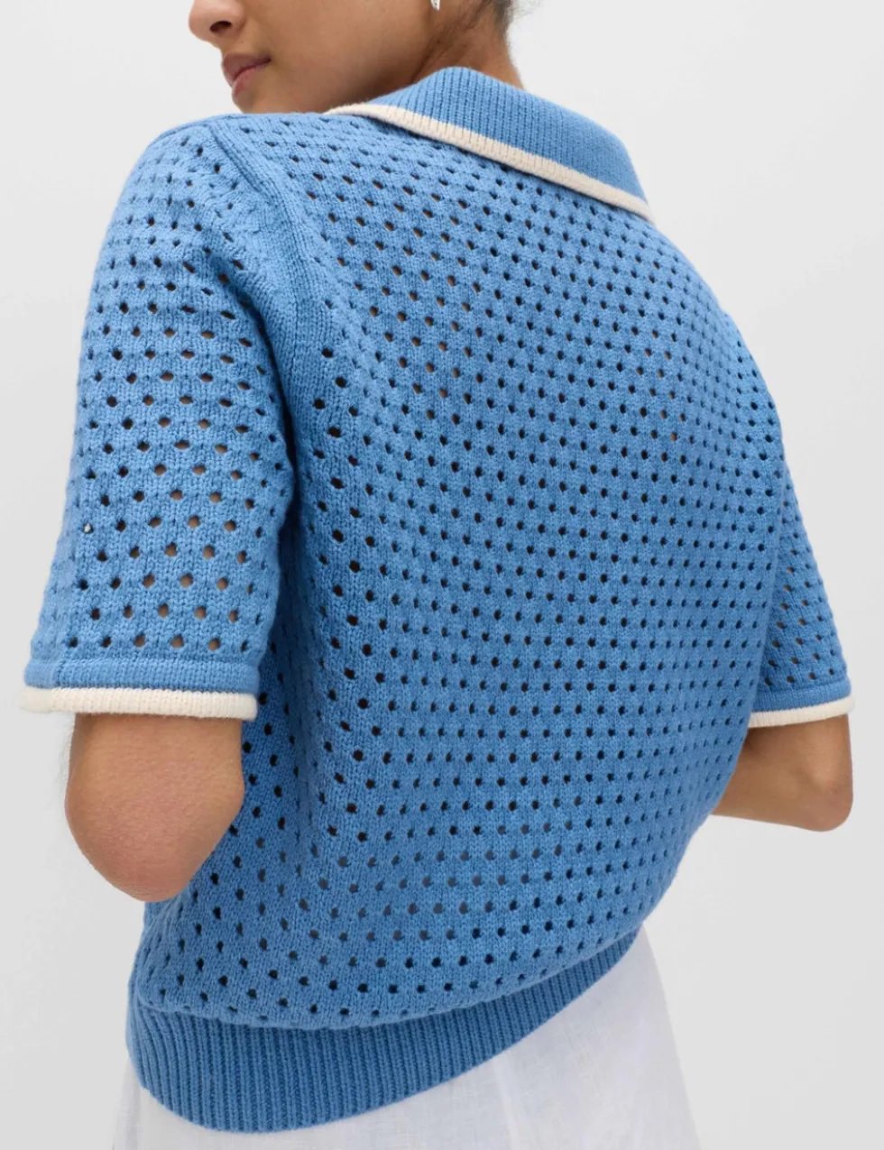 Cotton Rich Textured Cropped Knitted Top