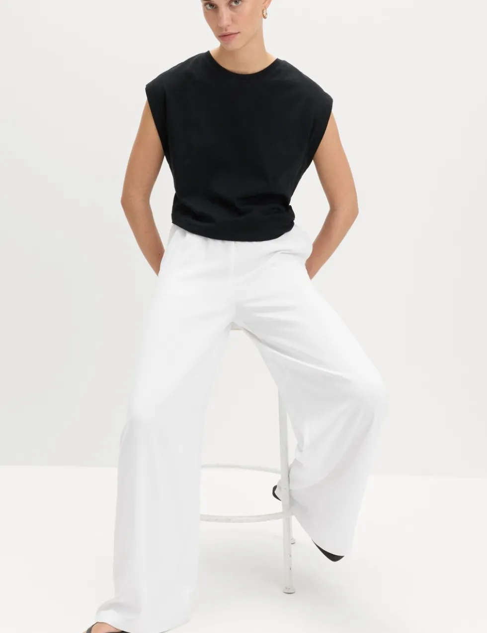 Crepe Elasticated Waist Wide Leg Trousers