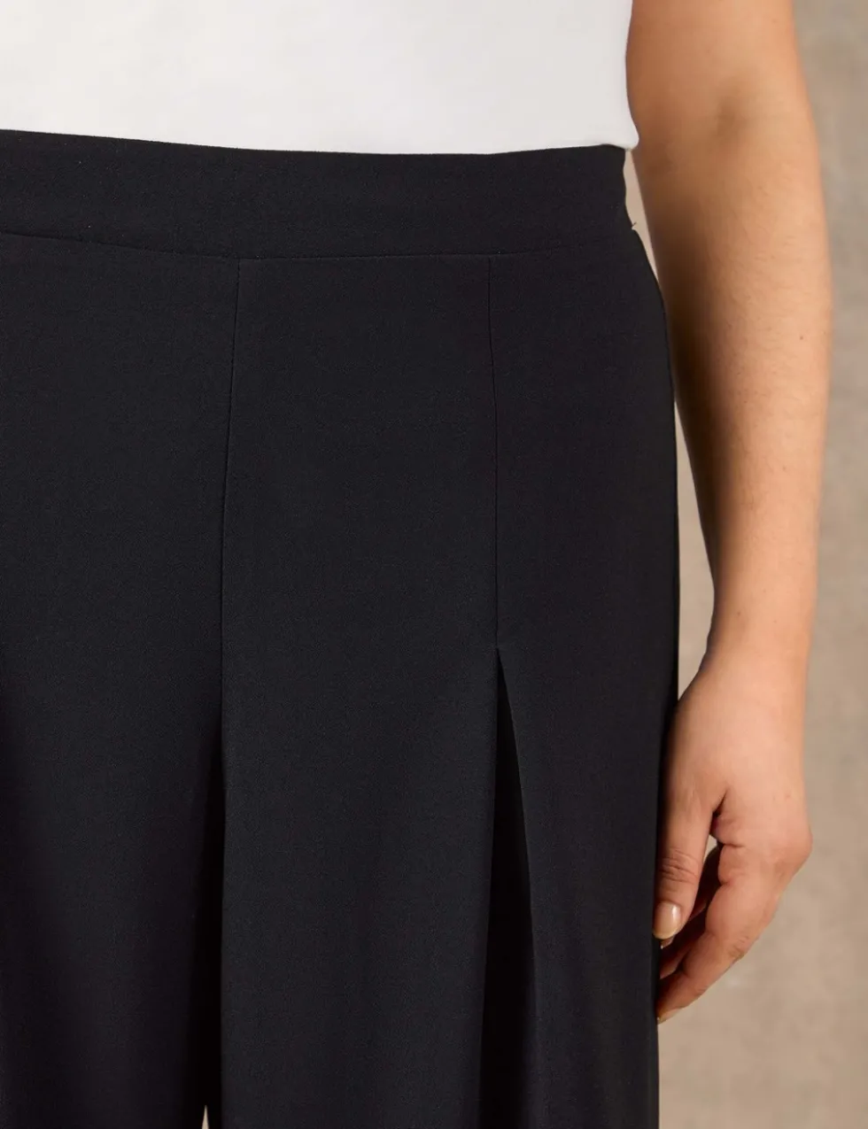 Crepe Tailored Trousers