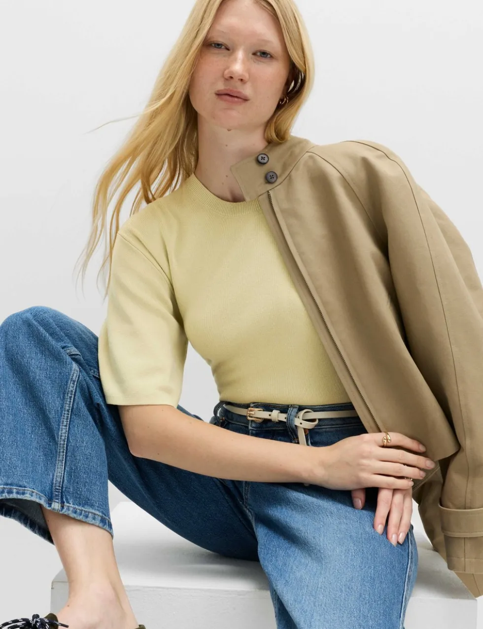 Crew Neck Waisted Slim Fit Knitted Top