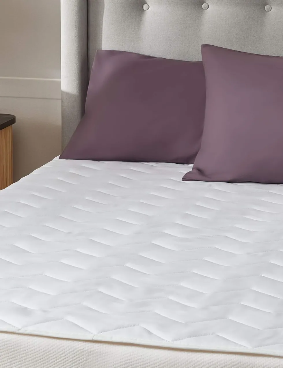 Deep Sleep Mattress Protector