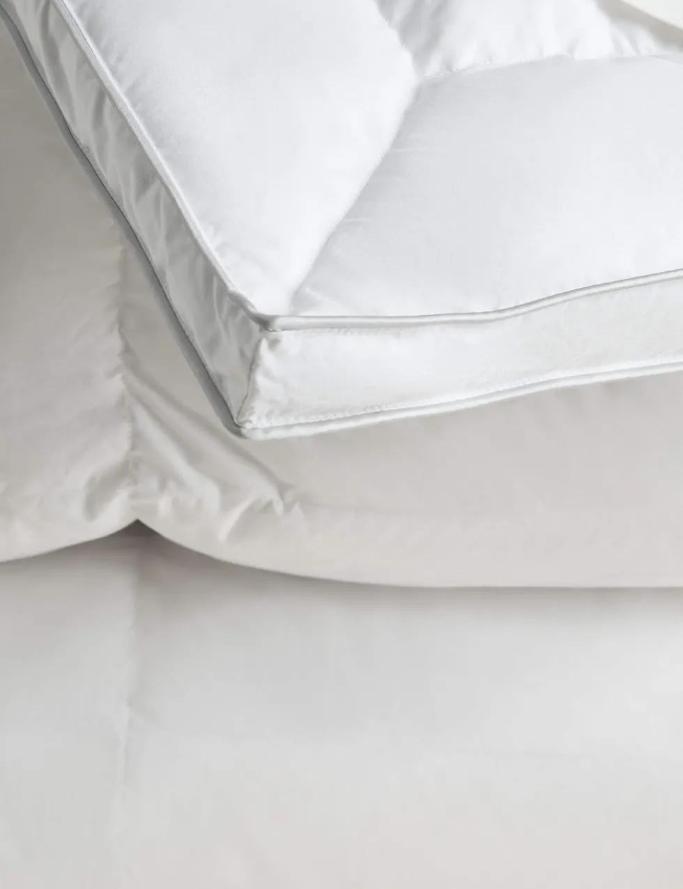 Deluxe Hungarian Goose Feather & Down Mattress Topper