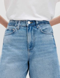Denim Barrel Raw Hem Mid Rise Shorts