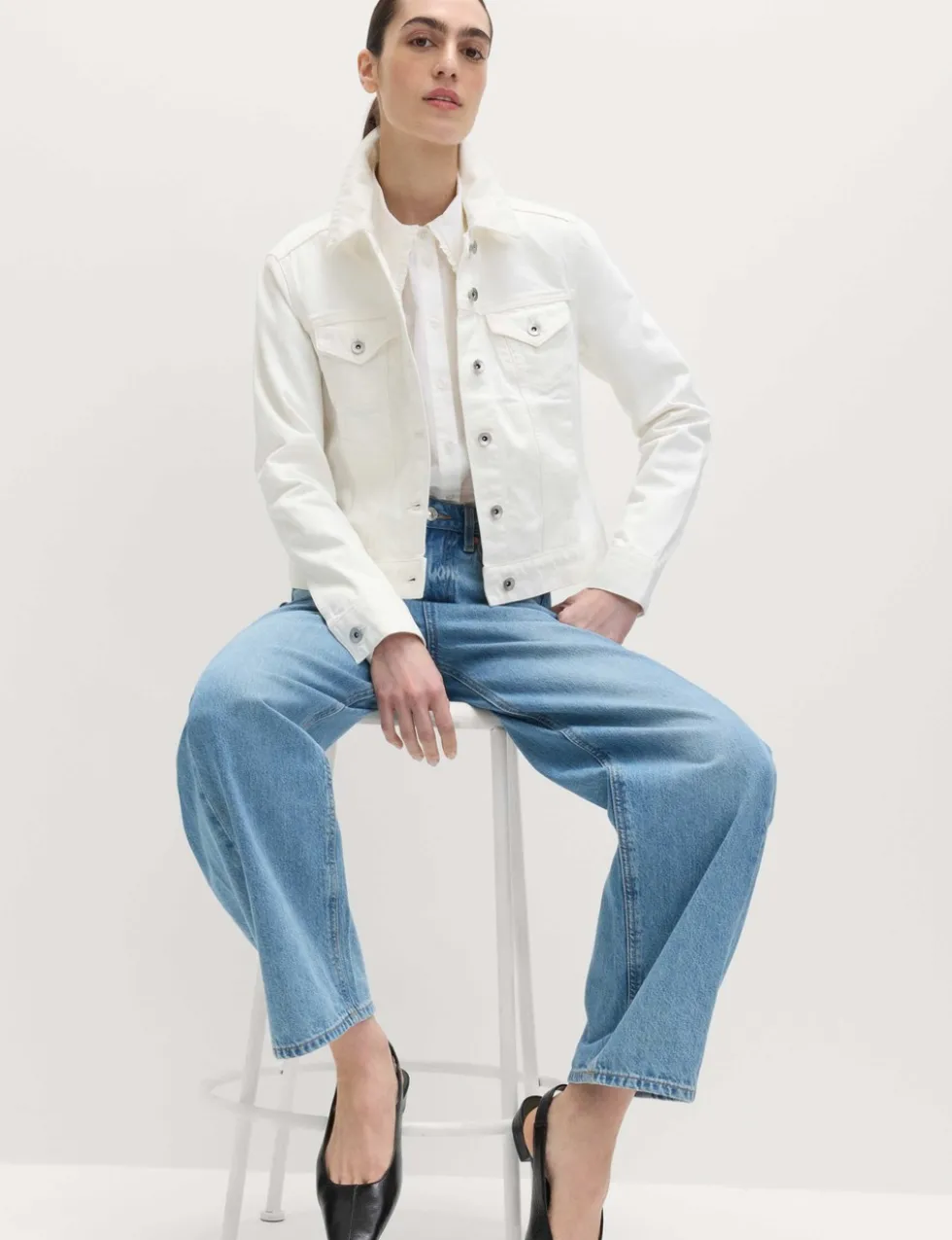 Denim Collared Short Trucker Jacket