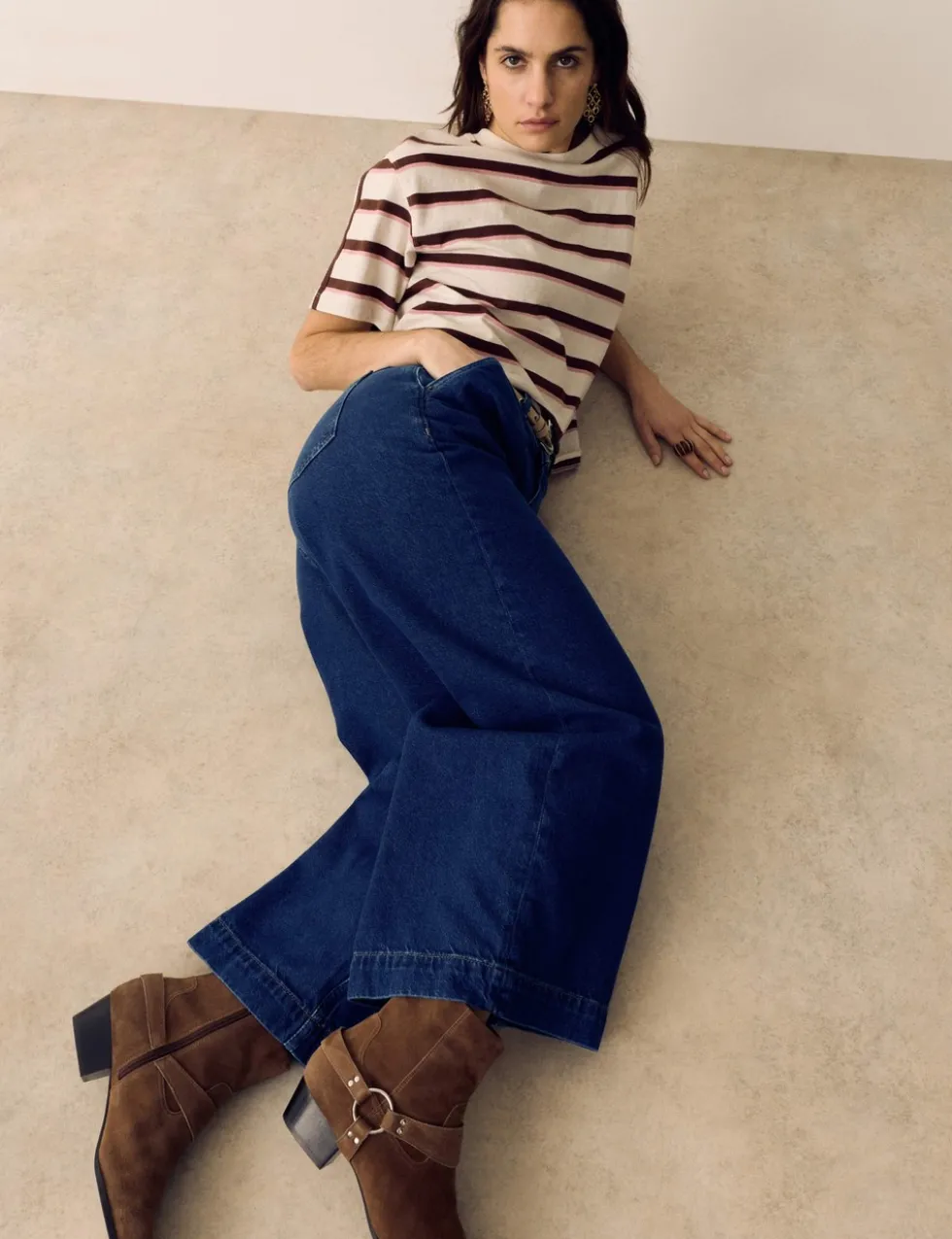 Denim High Waisted Pleat Front Wide Leg Cropped Jeans