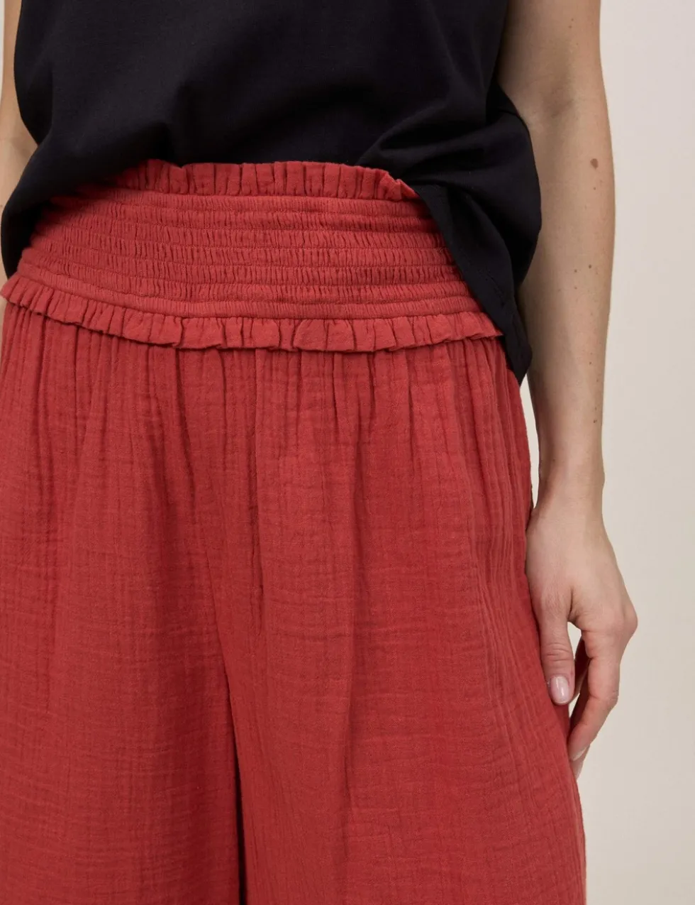 Double Gauze Cropped Wide Leg Trousers
